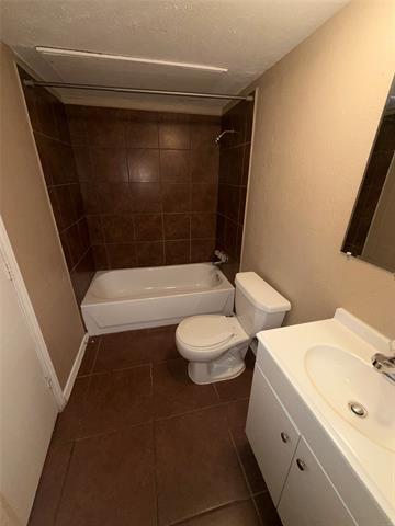 Building Photo - 6610 Greenspring Dr