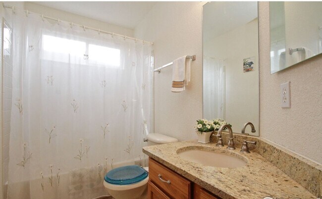 Building Photo - 13618 Parkview Pl