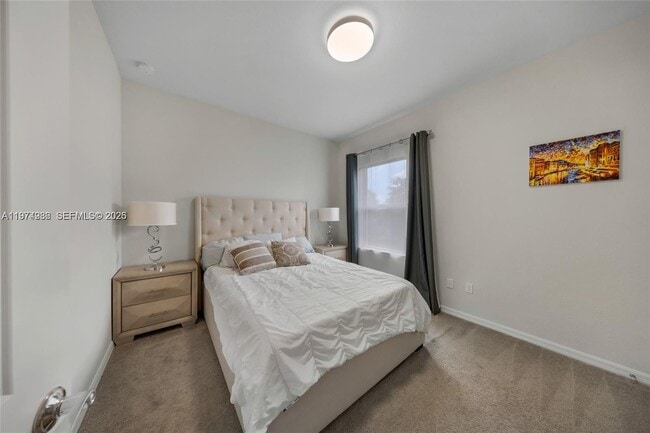 Building Photo - 932 Banyan Dr