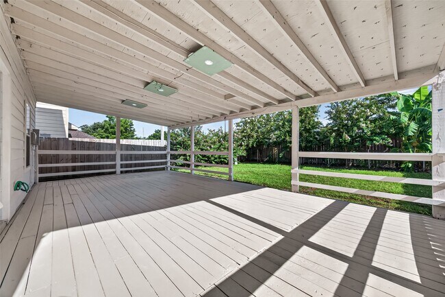 Building Photo - 19210 Moss Meadow Ln