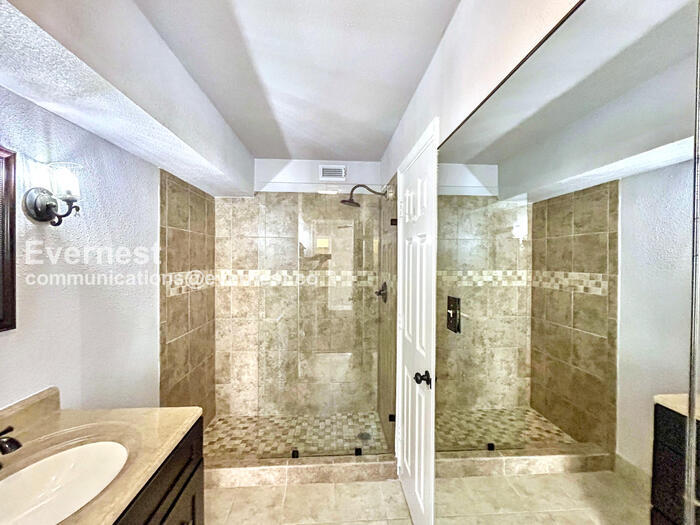 Building Photo - 5565 Preston Oaks Rd