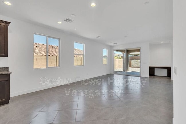 Building Photo - 13281 W Crimson Ter