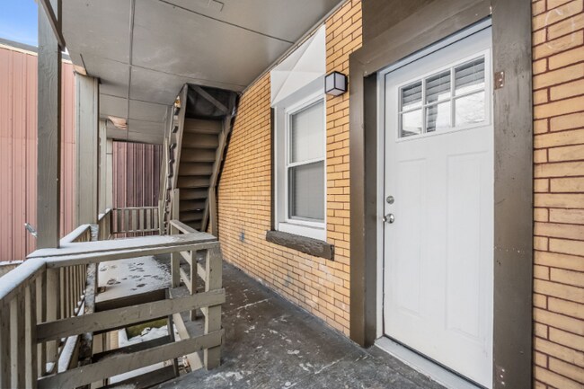 Building Photo - 400 Perrysville Ave