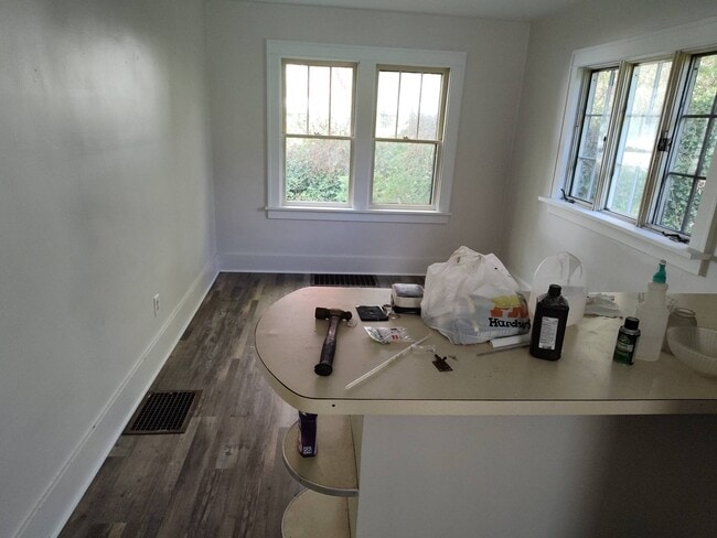 Building Photo - 38 Prospect Ave