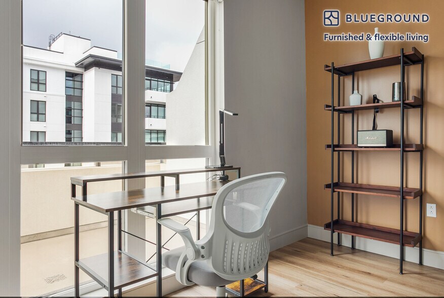 Building Photo - 3988 E Hardy St