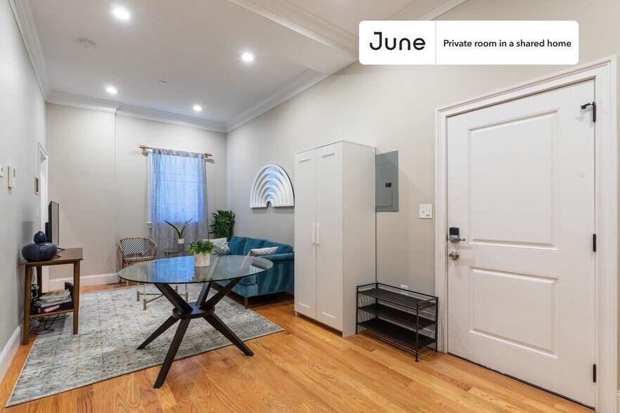 Building Photo - Room in Shared 2 bed/1 bath home in North End