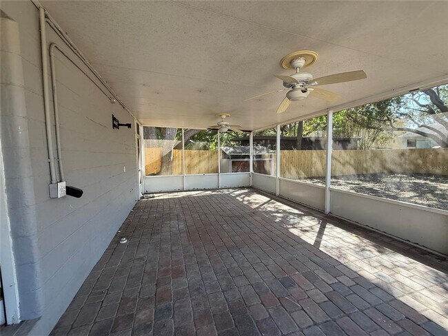 Building Photo - 6215 S Kelly Rd