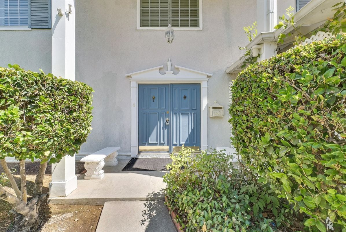 Building Photo - 175 Masters Ave