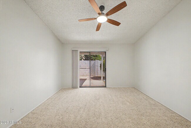 Building Photo - 3510 E Hampton Ave