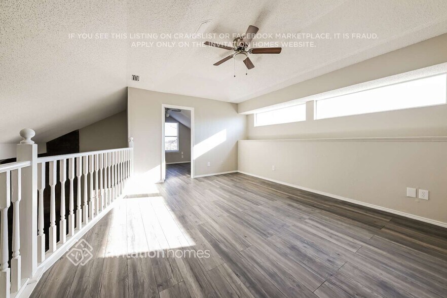Building Photo - 1418 Baker Dr