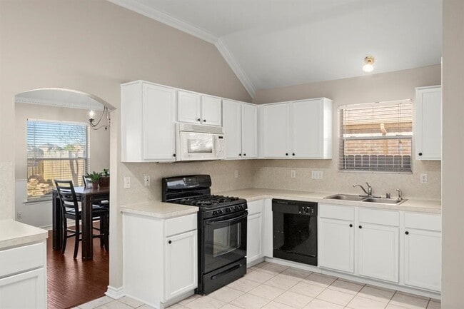 Building Photo - 23035 N Waterlily Dr