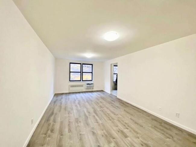 Building Photo - 2 bedroom in Bronx NY 10463