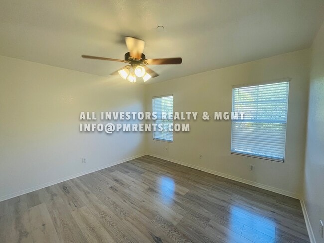 Building Photo - 5554 Nanday Ct