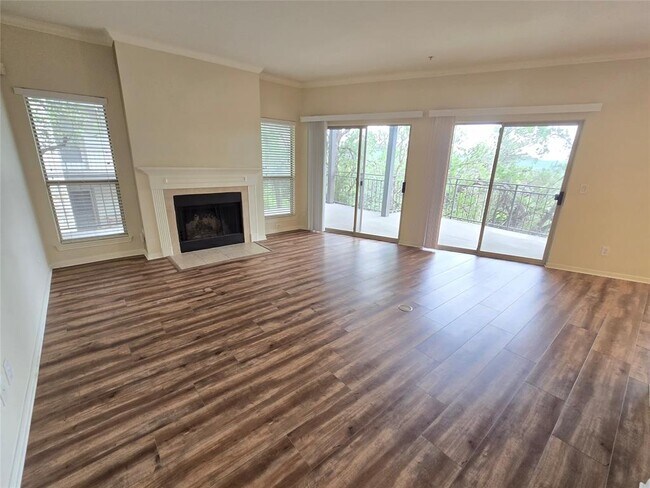 Building Photo - 6000 Shepherd Mountain Cove