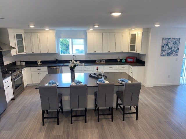 Building Photo - 8631 Olin St