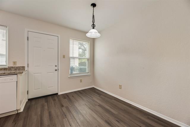Building Photo - 105 Wildwood Ct
