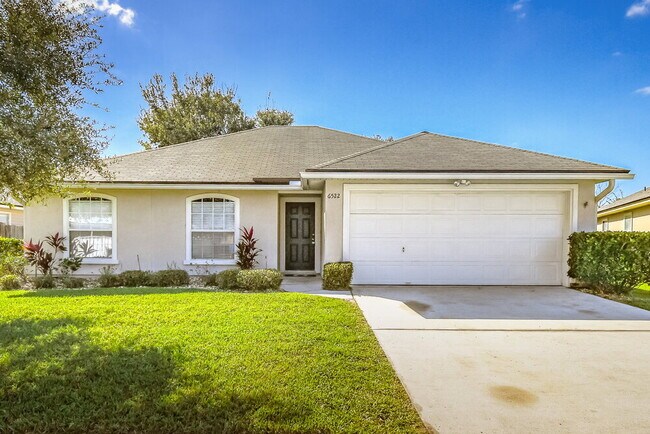 Building Photo - 6522 Blue Leaf Ln