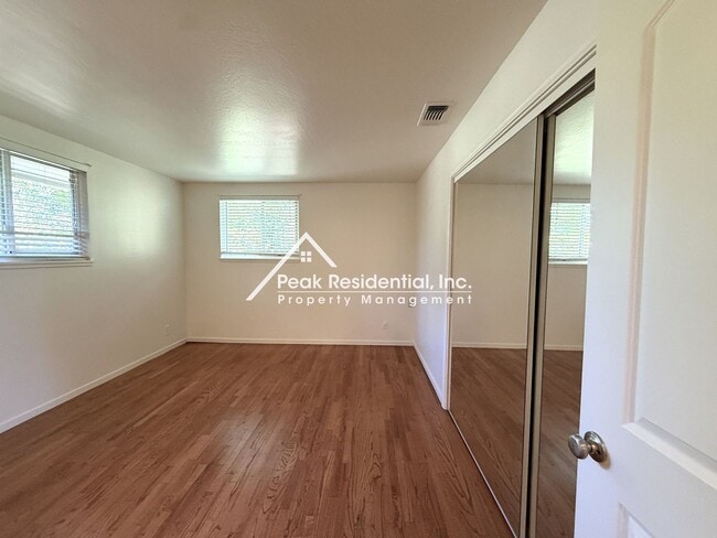 Building Photo - 4301 Cottage Way