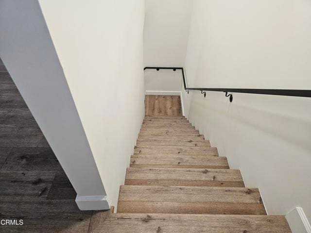 Building Photo - 14550 Burbank Blvd