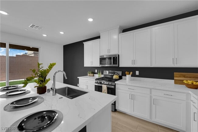 Building Photo - 195 Vander Rdg St