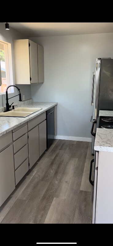 Building Photo - 604 3rd St