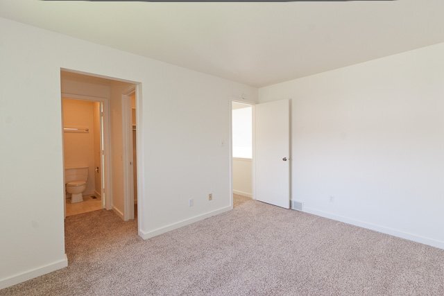 Building Photo - 1300 Kirkwood Dr