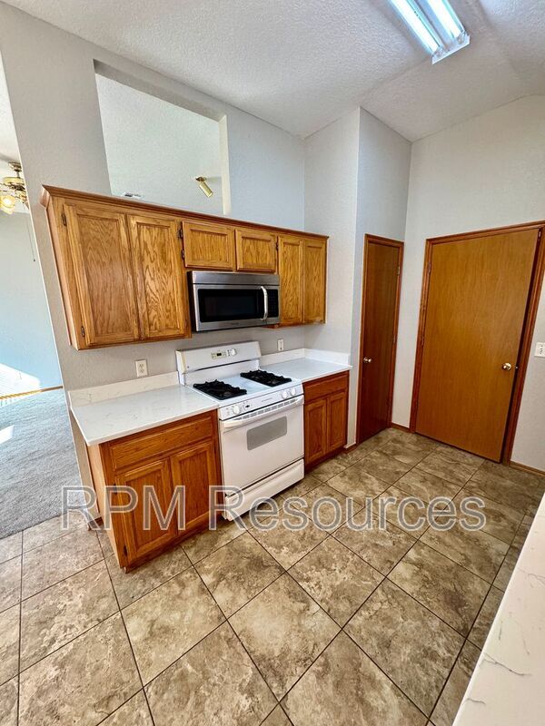 Building Photo - 16309 Everglade Ln