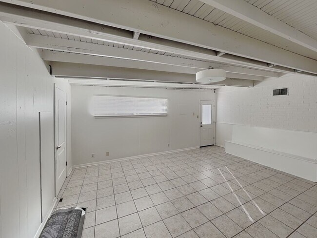 Building Photo - Charming Brick Home in the Heart of Richland Hills – Birdville ISD