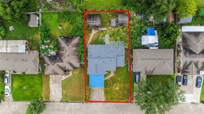 Building Photo - 7210 Lumber Jack Dr