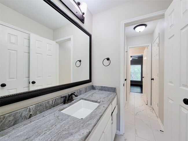 Building Photo - 20711 Mansfield Bay Ln