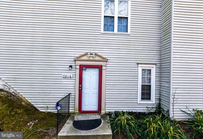 Building Photo - 7316 Cipriano Springs Dr