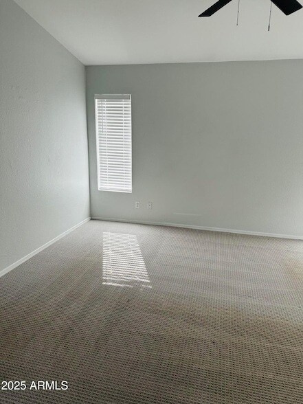 Building Photo - 9426 W Monroe St