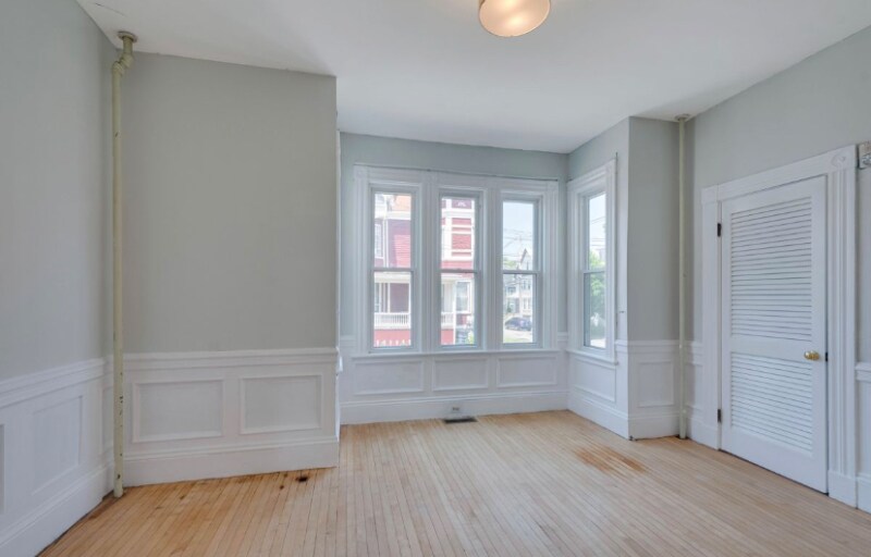 Building Photo - 12 Fiske St