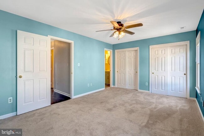 Building Photo - 14716 Grobie Pond Ln