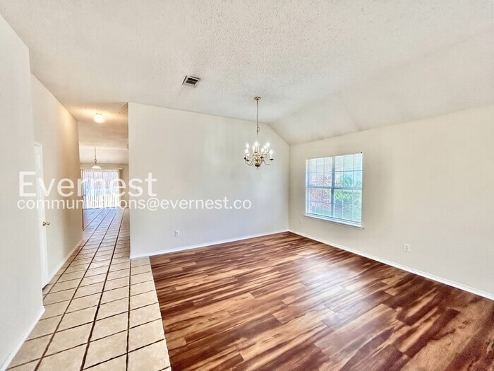 Building Photo - 7912 Boylston Dr