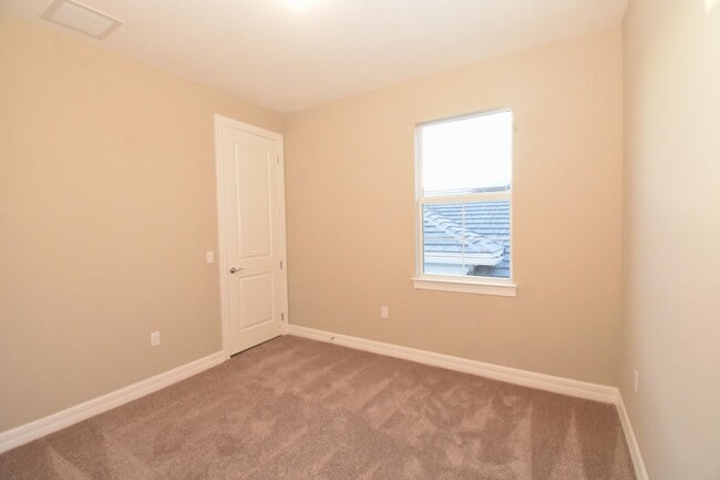 Building Photo - 12546 Triumph Ln