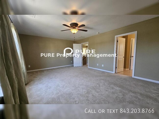 Building Photo - Spacious 5 Bed 4.5 Bath - Available NOW!