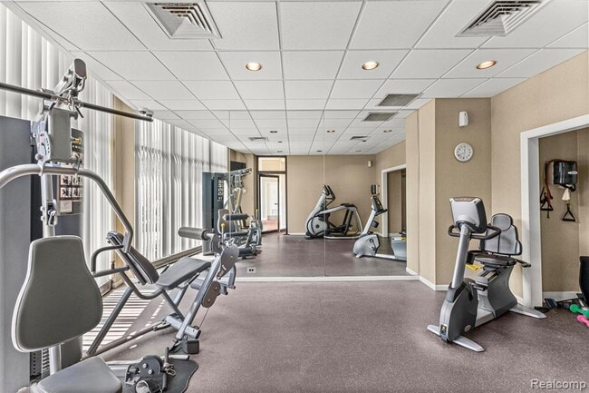 Building Photo - 5000 Town Center Dr