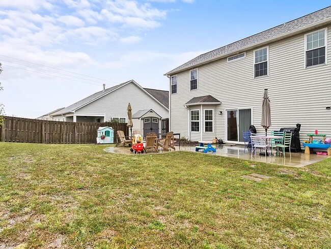Building Photo - 302 Belvedere Dr