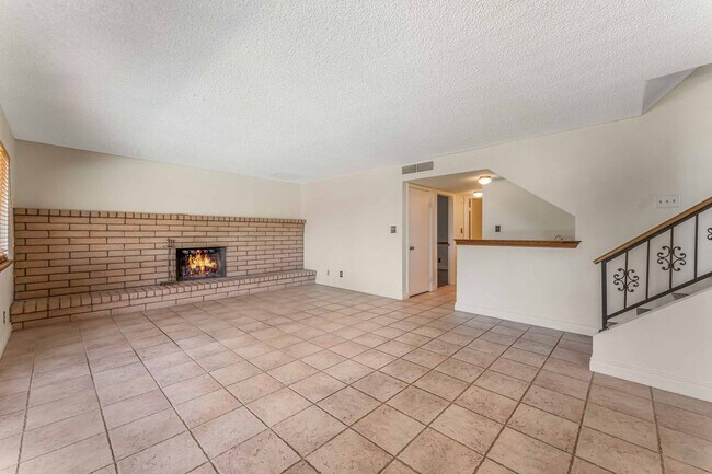 Building Photo - 1521 Padova Dr