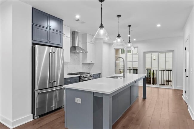 Primary Photo - 201 New St