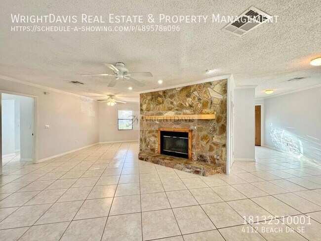 Building Photo - 4112 Beach Dr SE