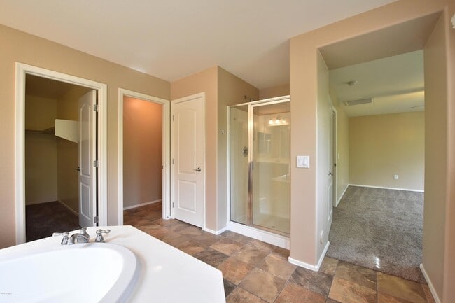 Building Photo - 4757 E Woodside Way