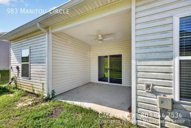 Building Photo - 983 Manitou Cir