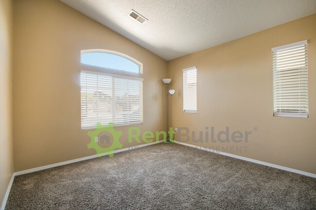 Building Photo - CALL US TODAY AT (505) 808-6467 TO SCHEDUL...