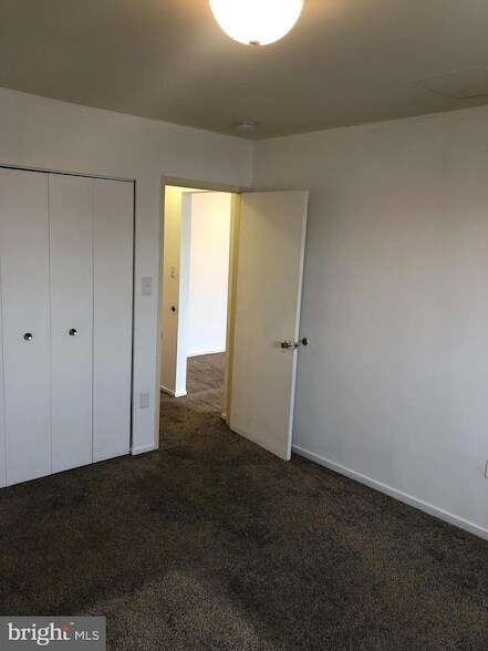 Building Photo - 4423 Romlon St