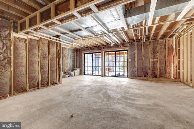 Building Photo - 9982 Blackberry Ln