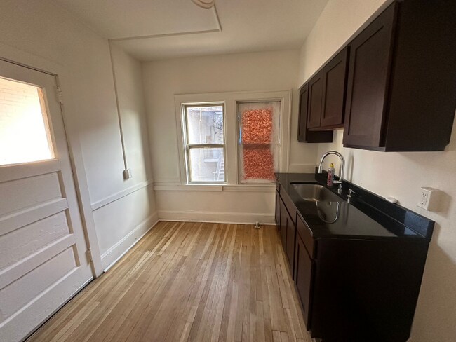 Building Photo - 14148 Superior Rd