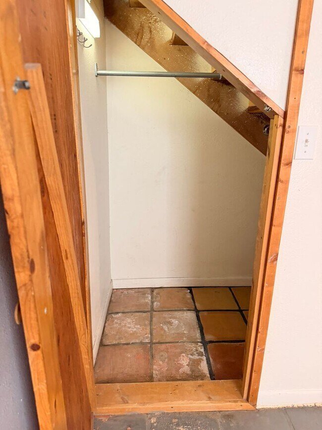 Building Photo - Cute Bungalow - 2Bed 1Bath - Duplex in Downtown Grand Junction!!!