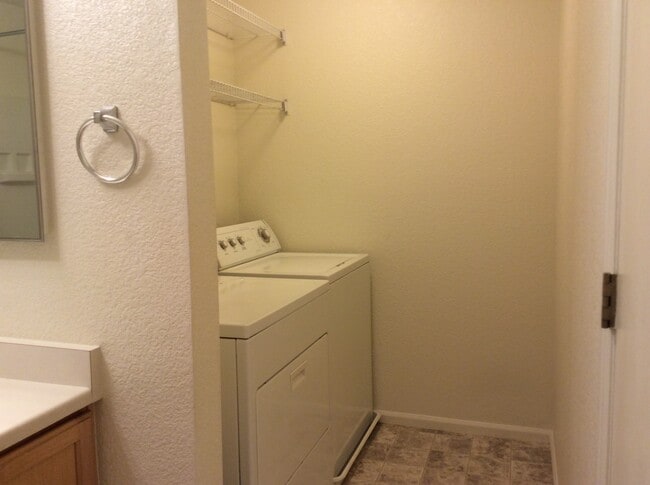 Building Photo - 2 Story Open Concept Home in Idaho Creek Neighborhood